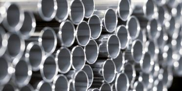 Longitudinally welded stainless steel tubes