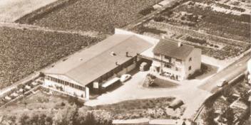 Fabrikhalle mit Wohnhaus 1962 in Königsbach